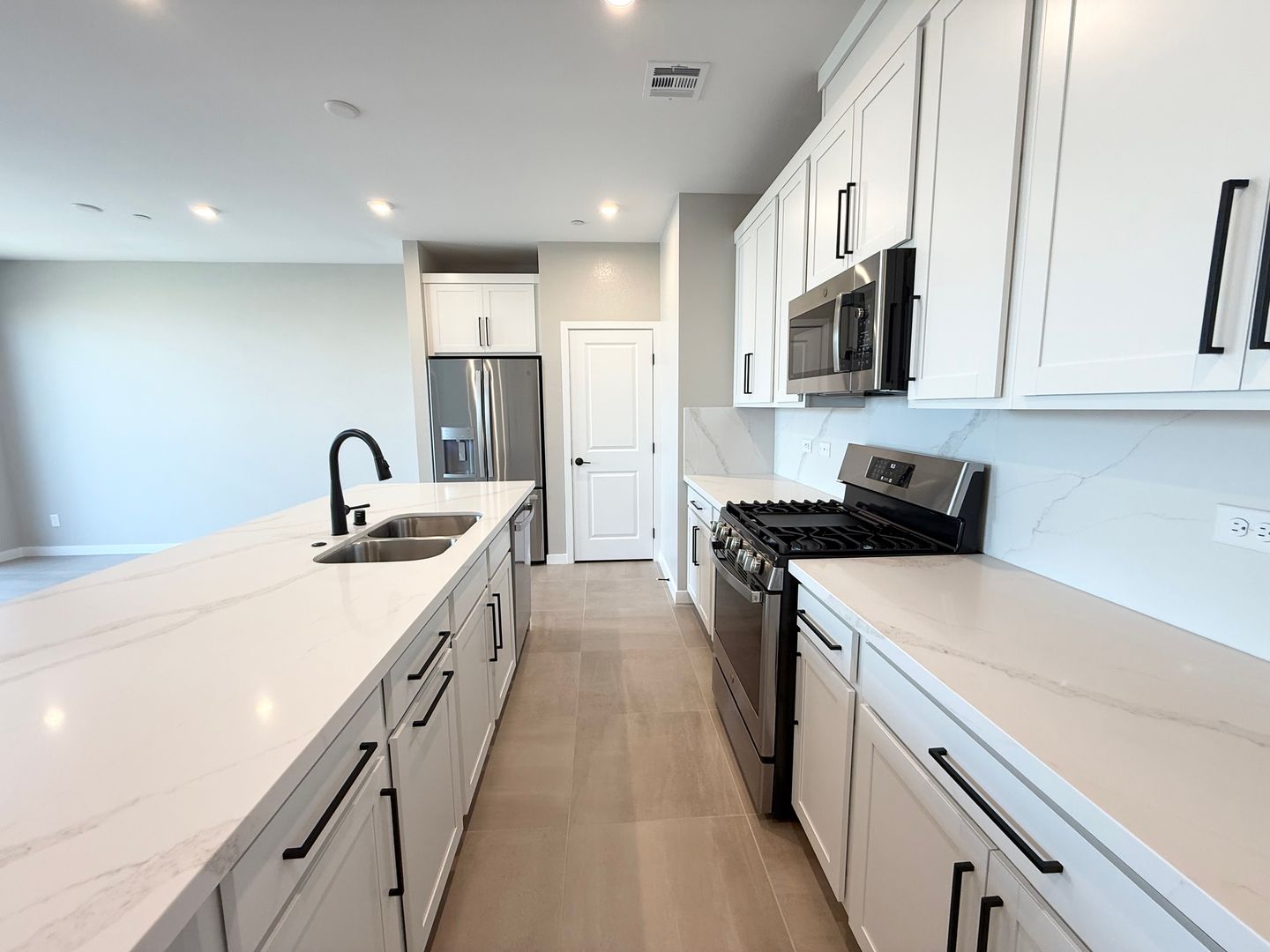 LAS VEGAS Townhome: 800 ECHELON ST.