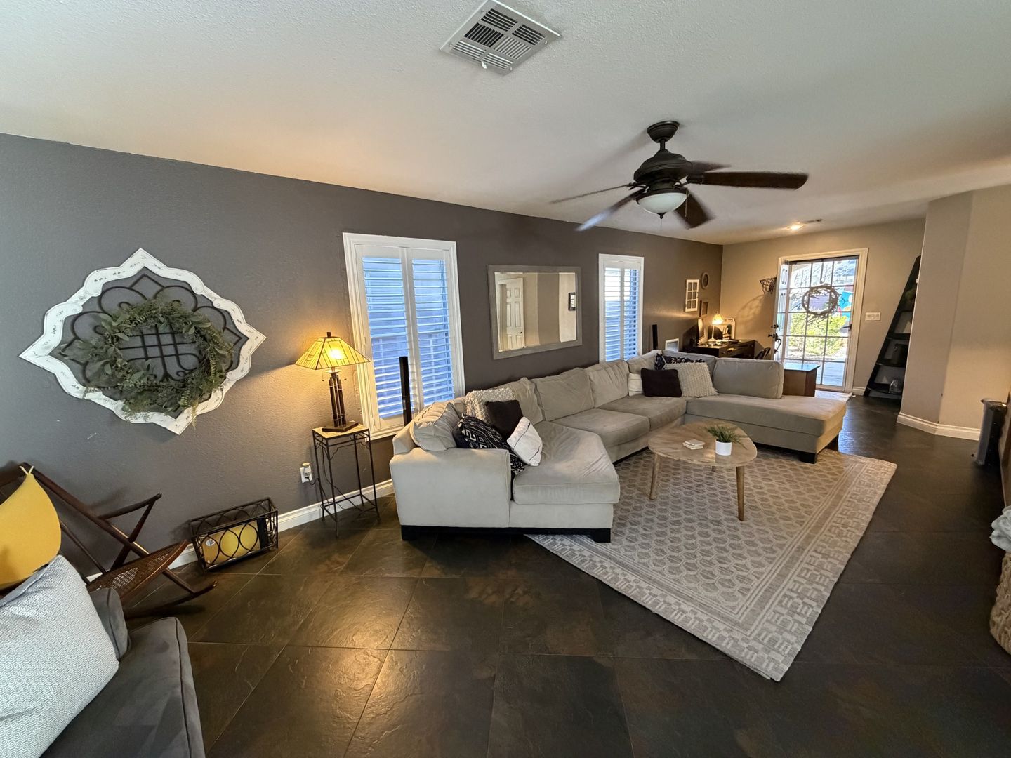 LAS VEGAS House: 3253 RIVER GLORIOUS LN