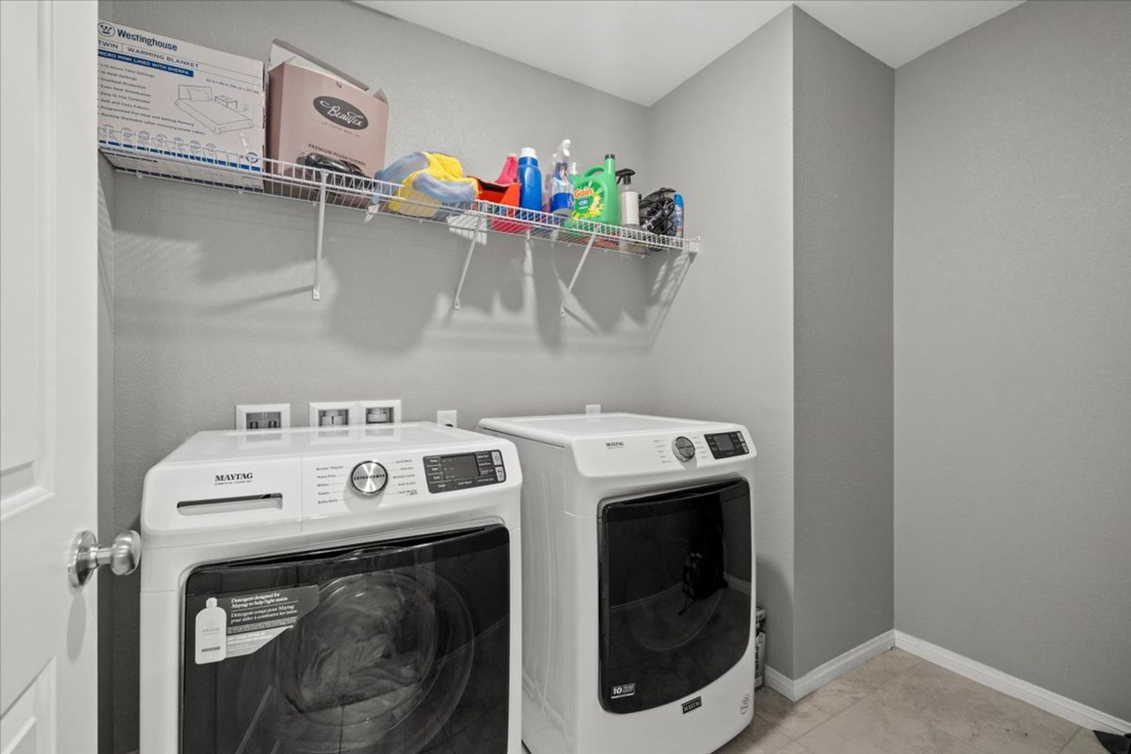Laundry room at Solano Canyon