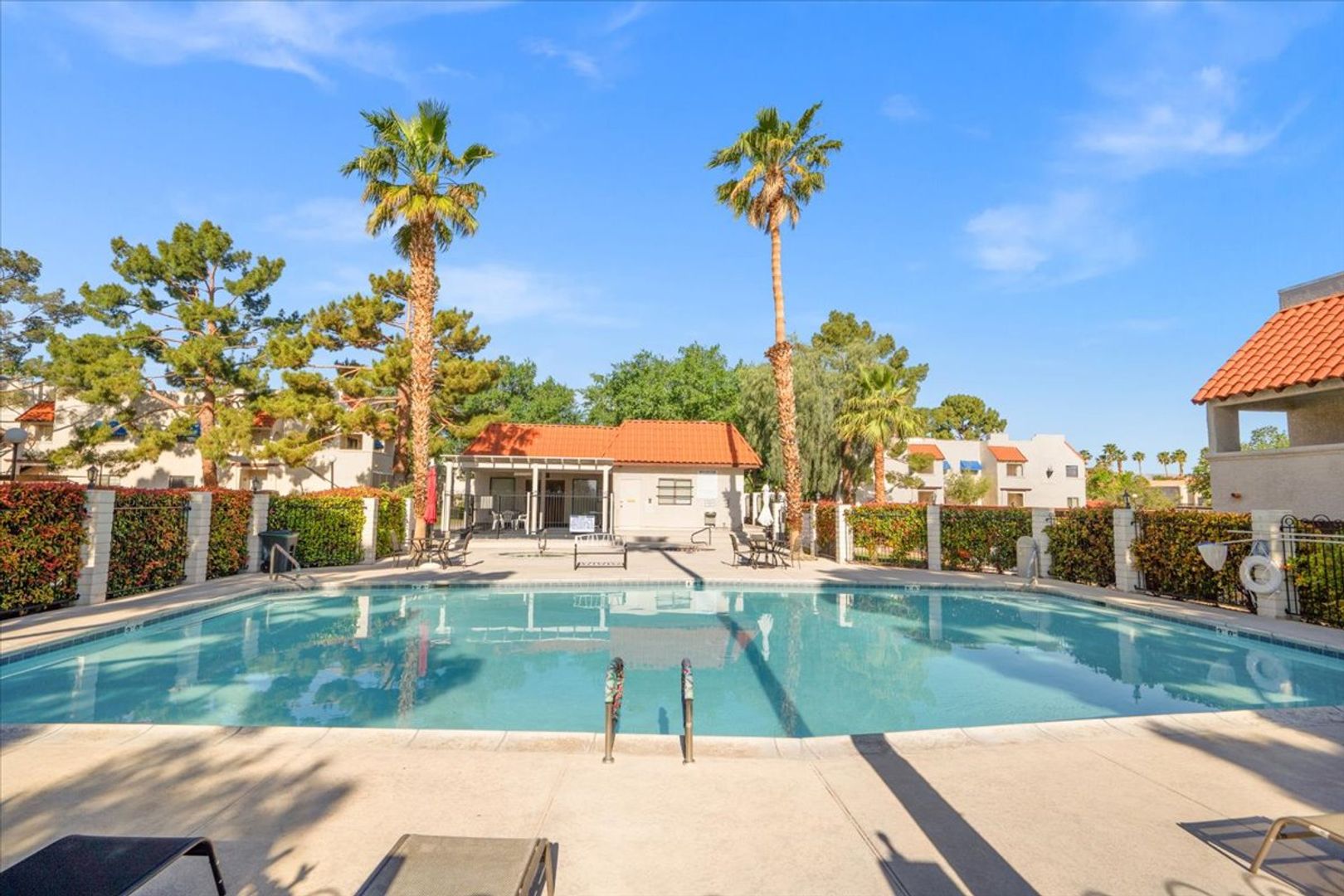 !!!Move in Special!!! Summerlin 2-Bed, 2-Bath Condo in Tranquil Spring Oaks Community; No Carpet