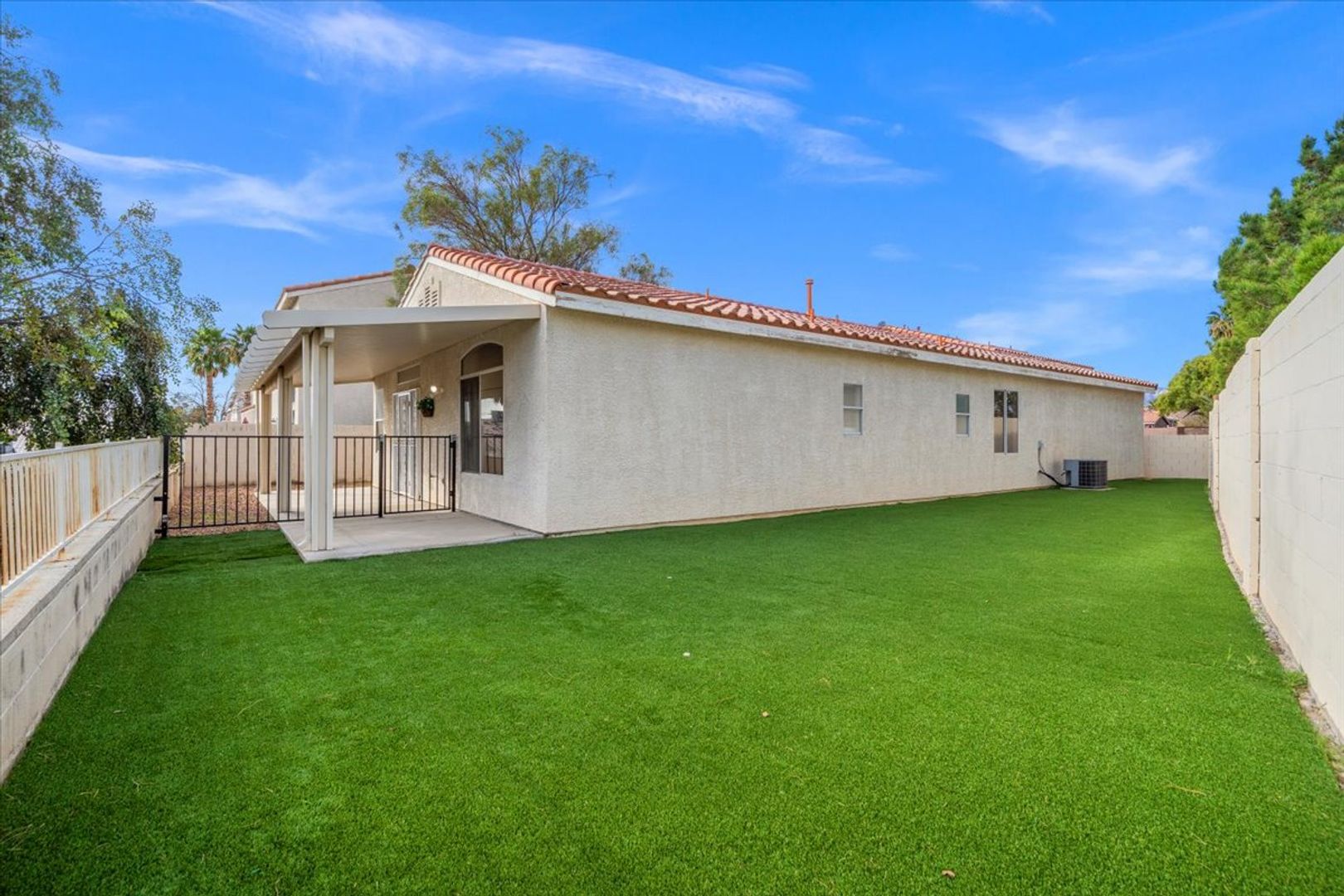 Las Vegas House: 7904 Smokey Ridge Court