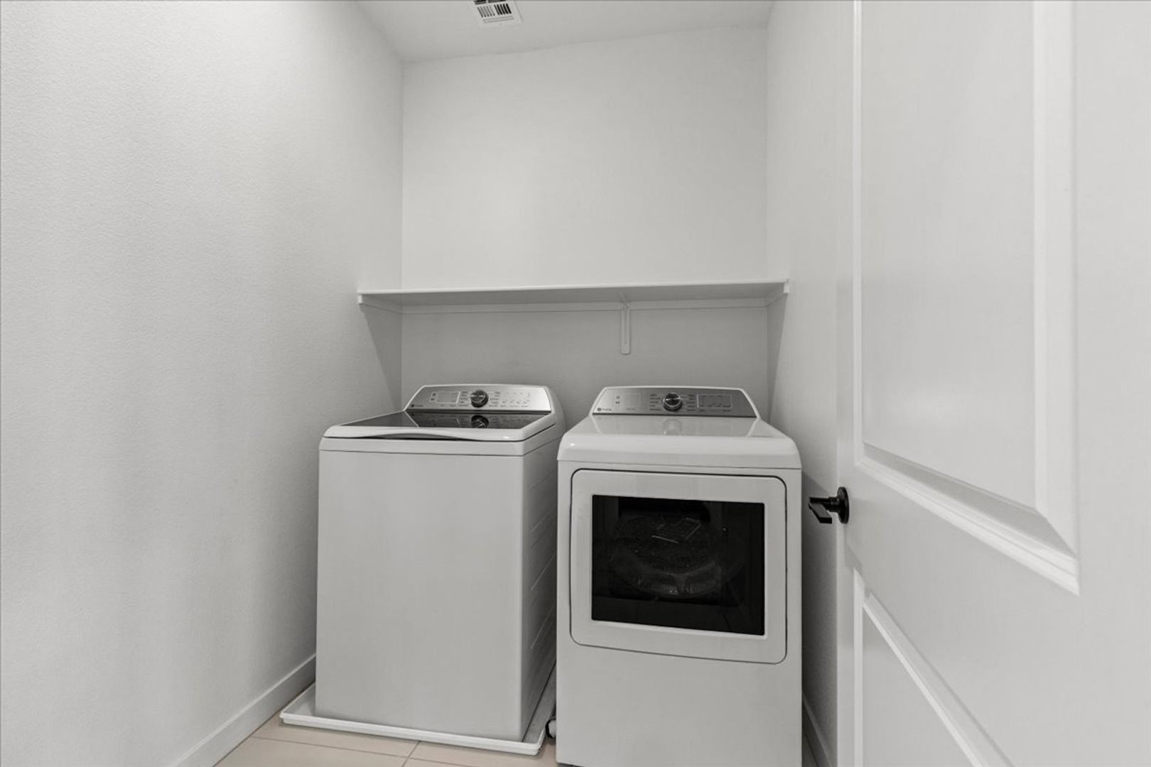 Laundry room at Mountain Aster