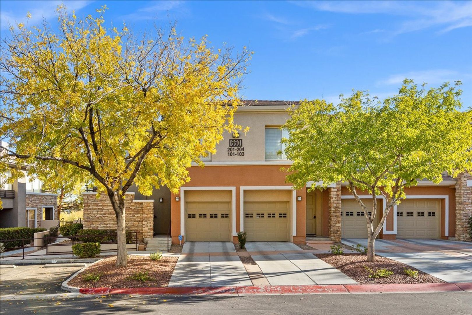 Las Vegas House: 660 Peachy Canyon Circle, Unit 201