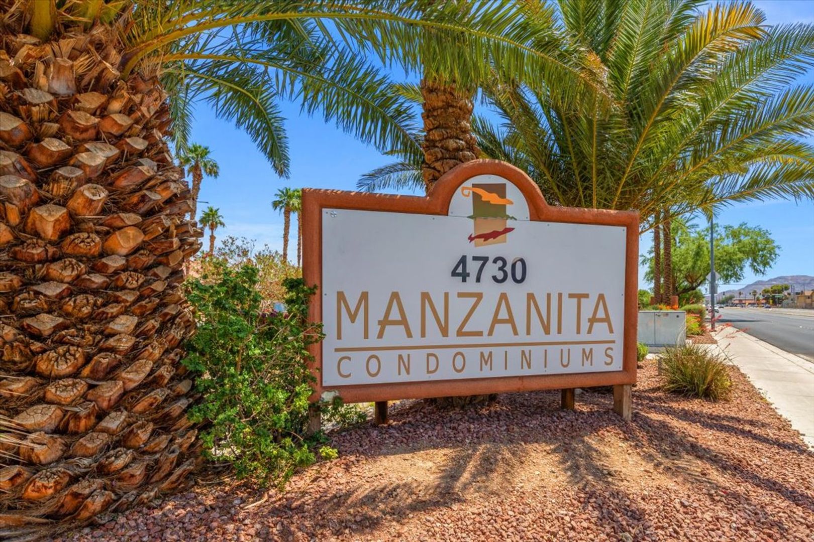 Las Vegas Apartment: 4730 East Craig Road