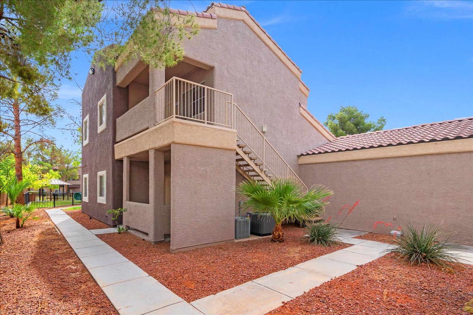 Las Vegas House: 5250 S Rainbow Blvd unit 2169
