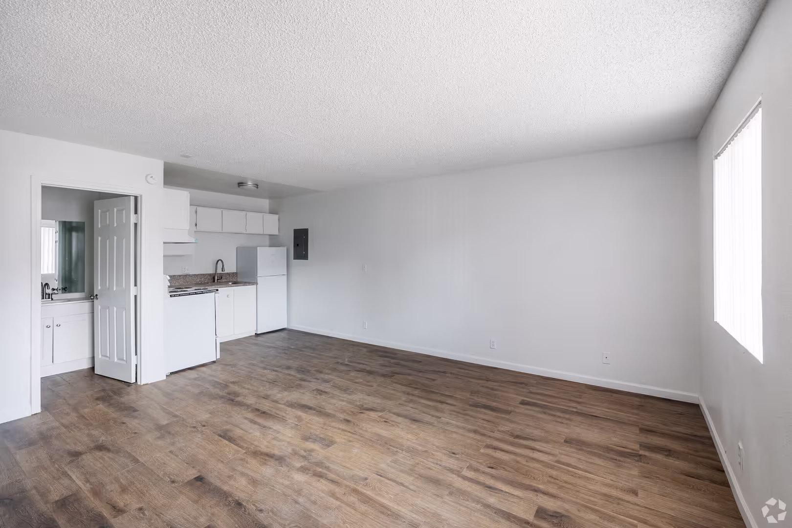 Las Vegas Apartment: 4330 Las Vegas Blvd N