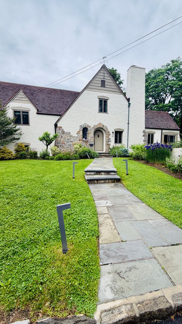Scarsdale House: 55 Graham Road