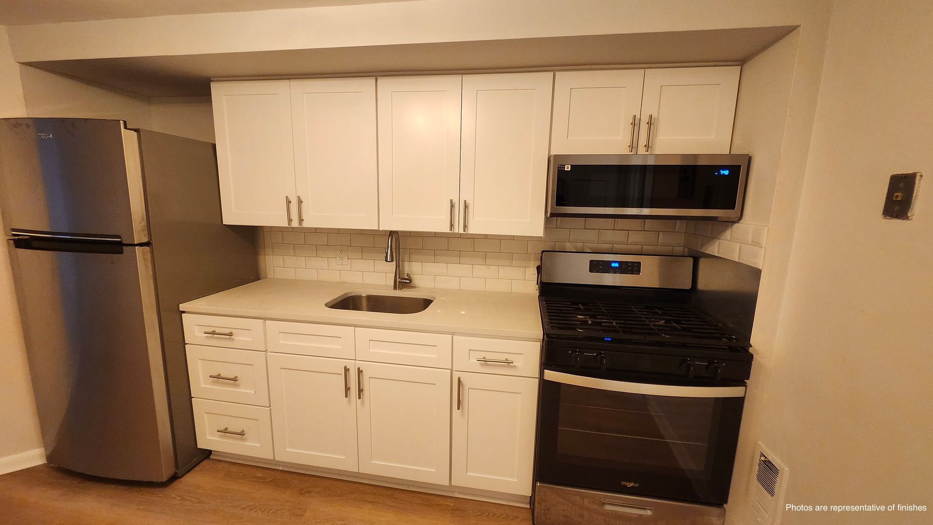 Pleasant Valley Apartment: 1 Maggiacomo Lane