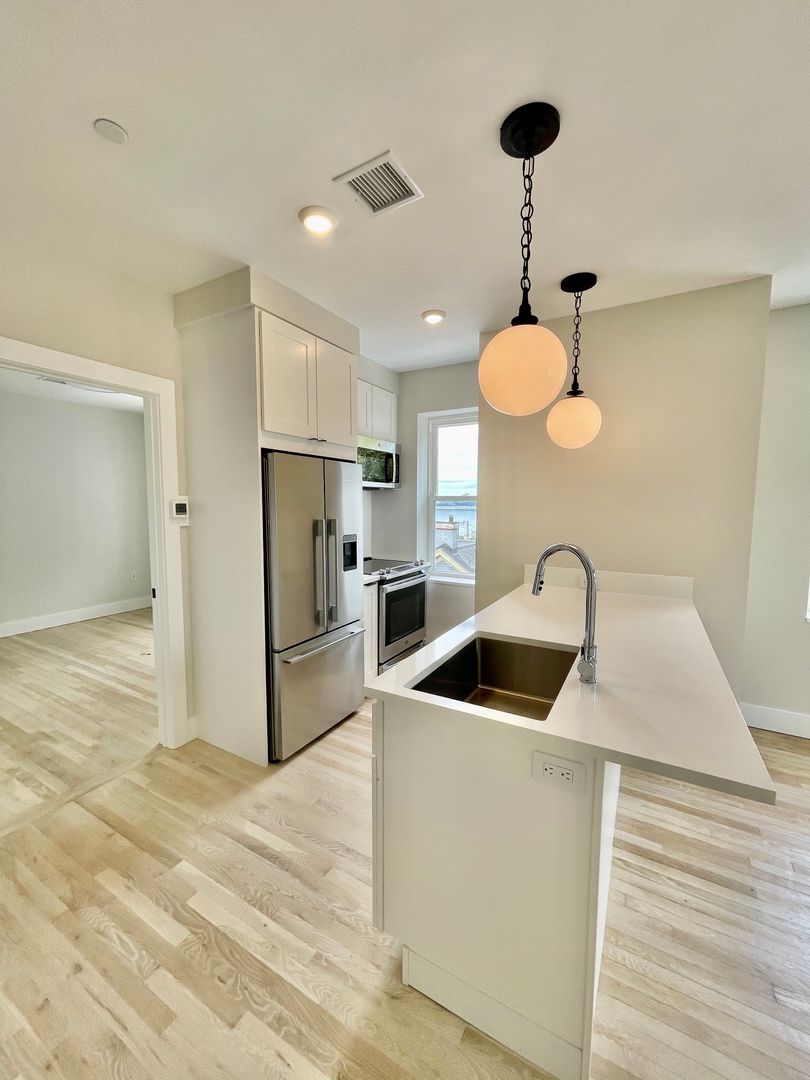 Irvington Apartment: 47 Main Street