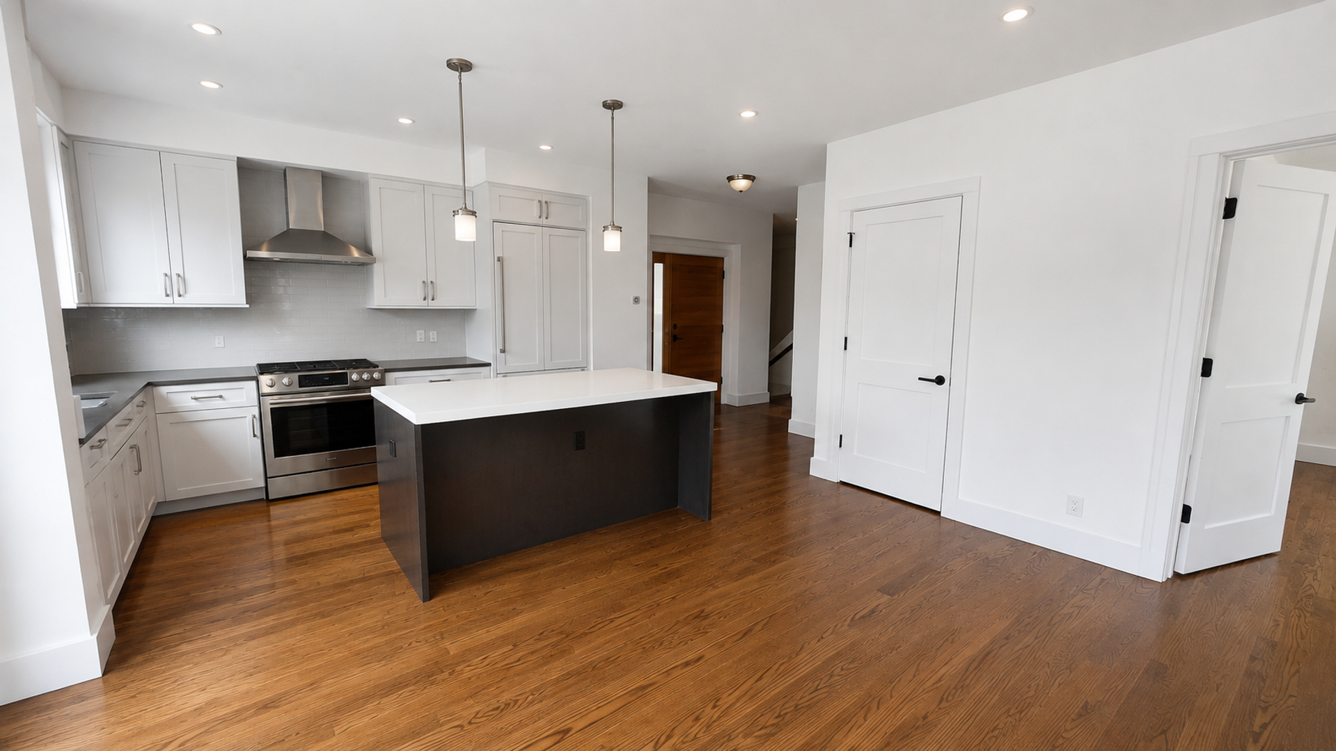 Mamaroneck Apartment: 422 E Boston Post Road