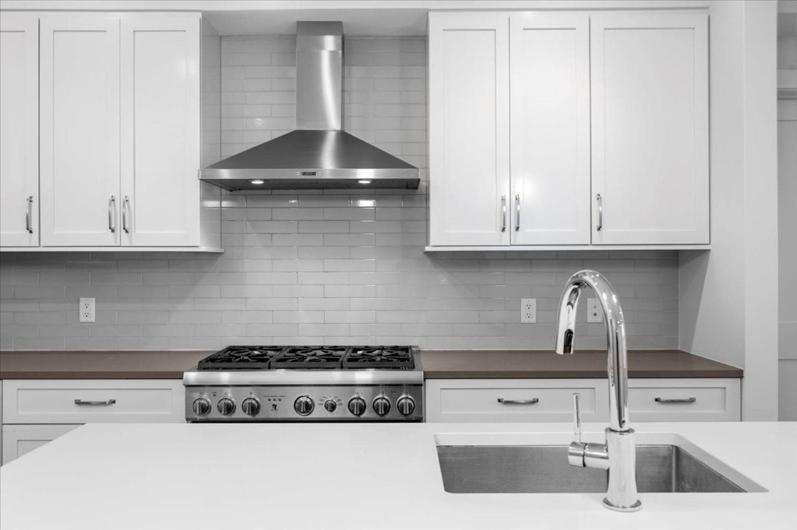 Mamaroneck Apartment: 422 E Boston Post Road