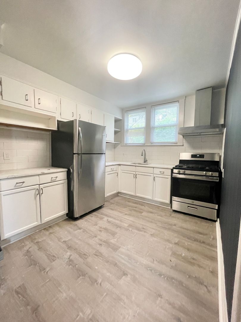 Tarrytown Apartment: 102 South Broadway