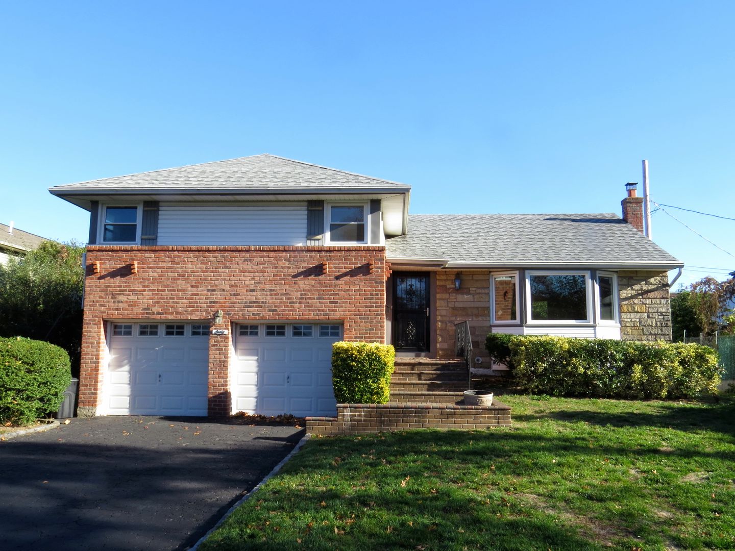 Westbury House: 60 Waterbury lane