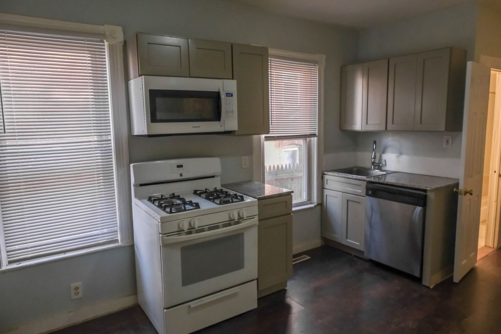 Schenectady Apartment: 605 Lansing Street