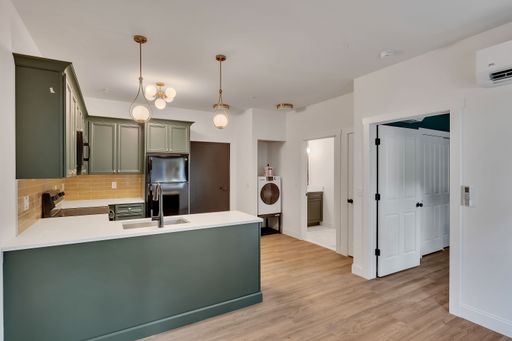 36 Pawling Ave Boutique Apartments- Unit 101 – photo 1