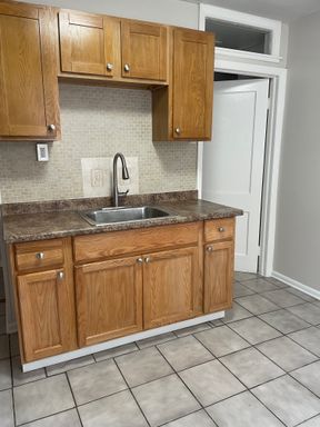 Cozy 1 bedroom, 1 bathroom