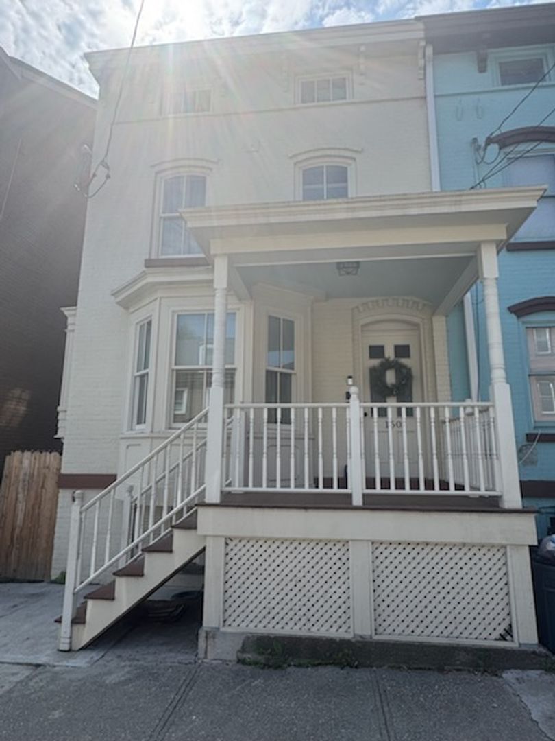 Newburgh Apartment: 150 Lander Street - Unit 2 - 2bd/2ba