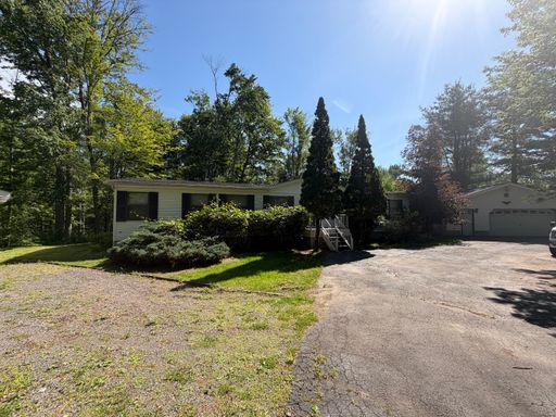 Peaceful Catskills Living | Spacious 4 Bedroom, 3 Bathroom Home in Grahamsville, NY