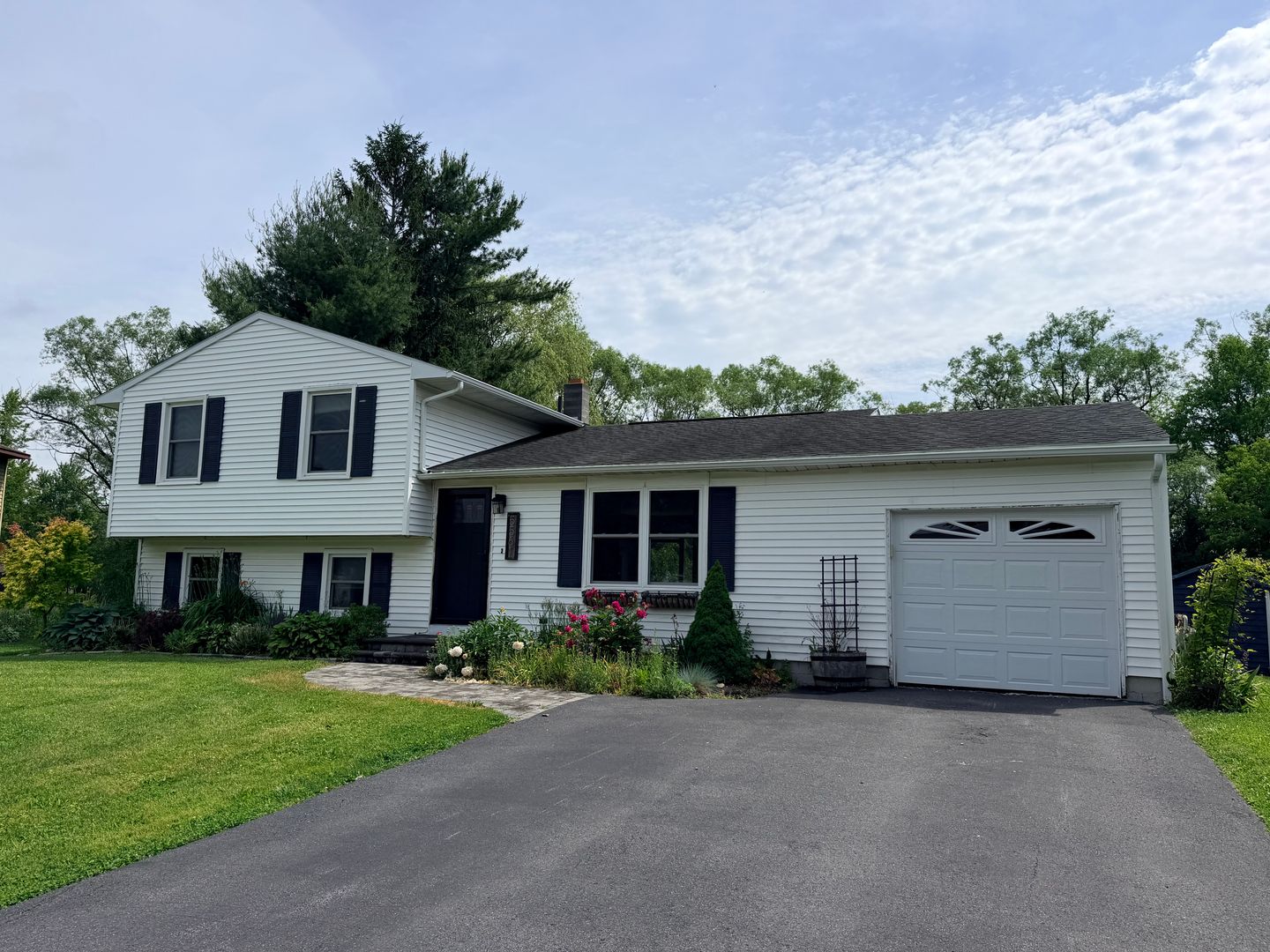 Clay House: 5561 Imperia Lane