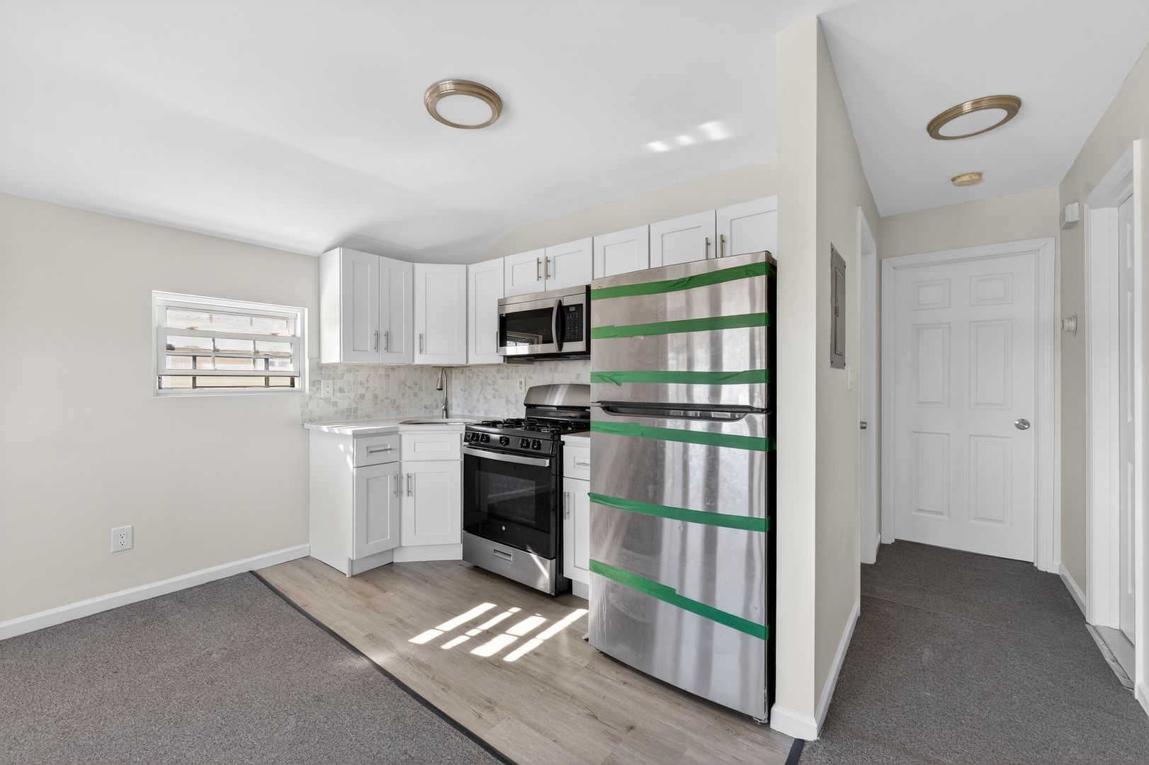 Jamaica Apartment: 147-20 226th St