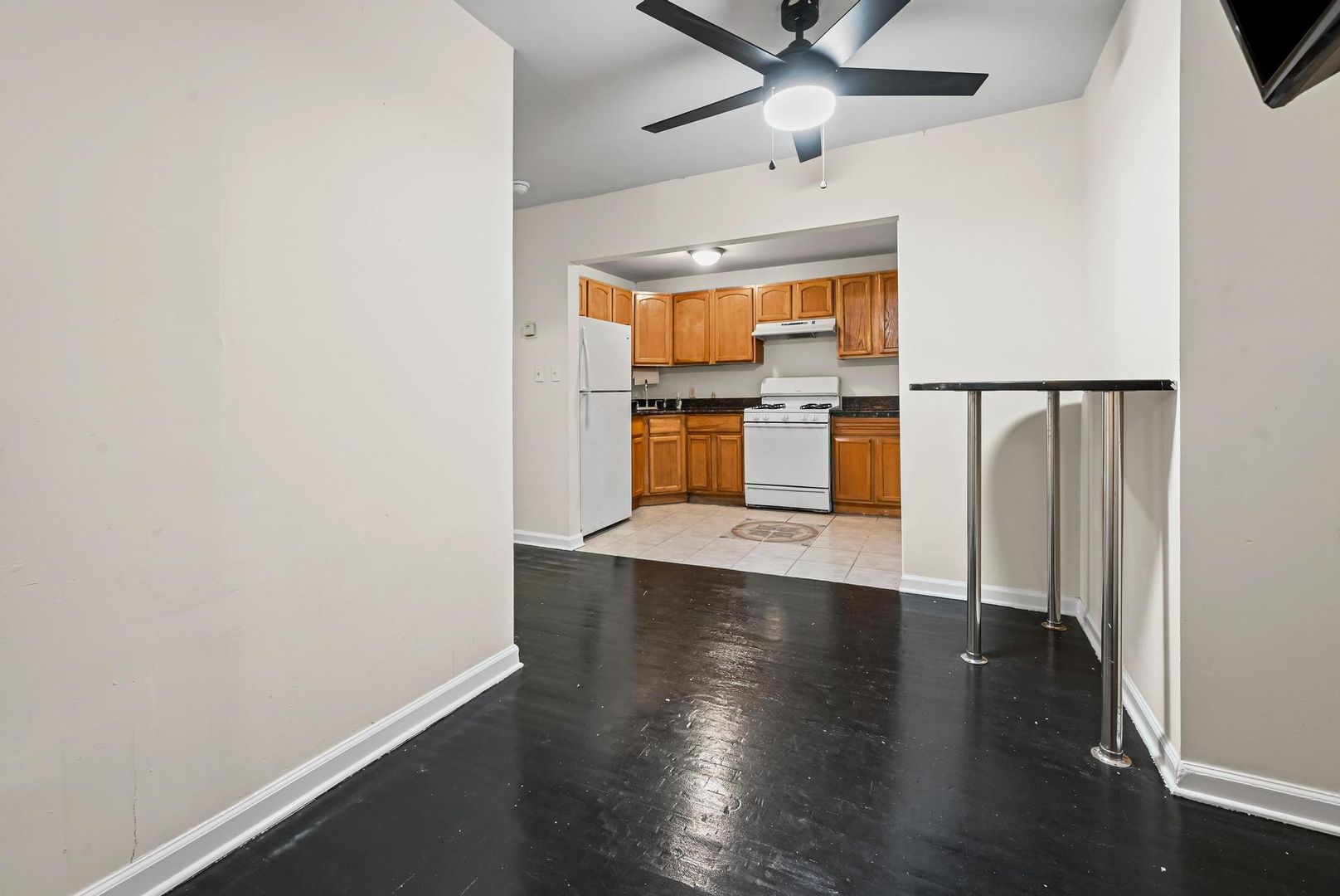 Far Rockaway Apartment: 124 Beach 27 St