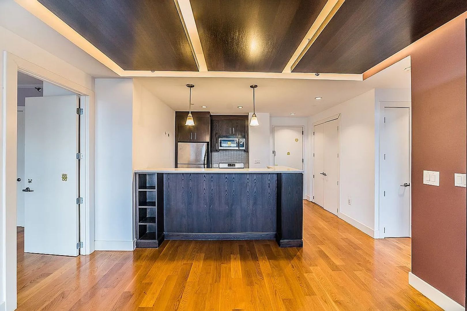 Flushing Apartment: 140-21 32nd Ave