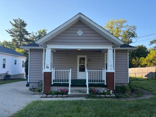 Charming 2-Bedroom Home with Fenced Yard, Deck & Detached Garage