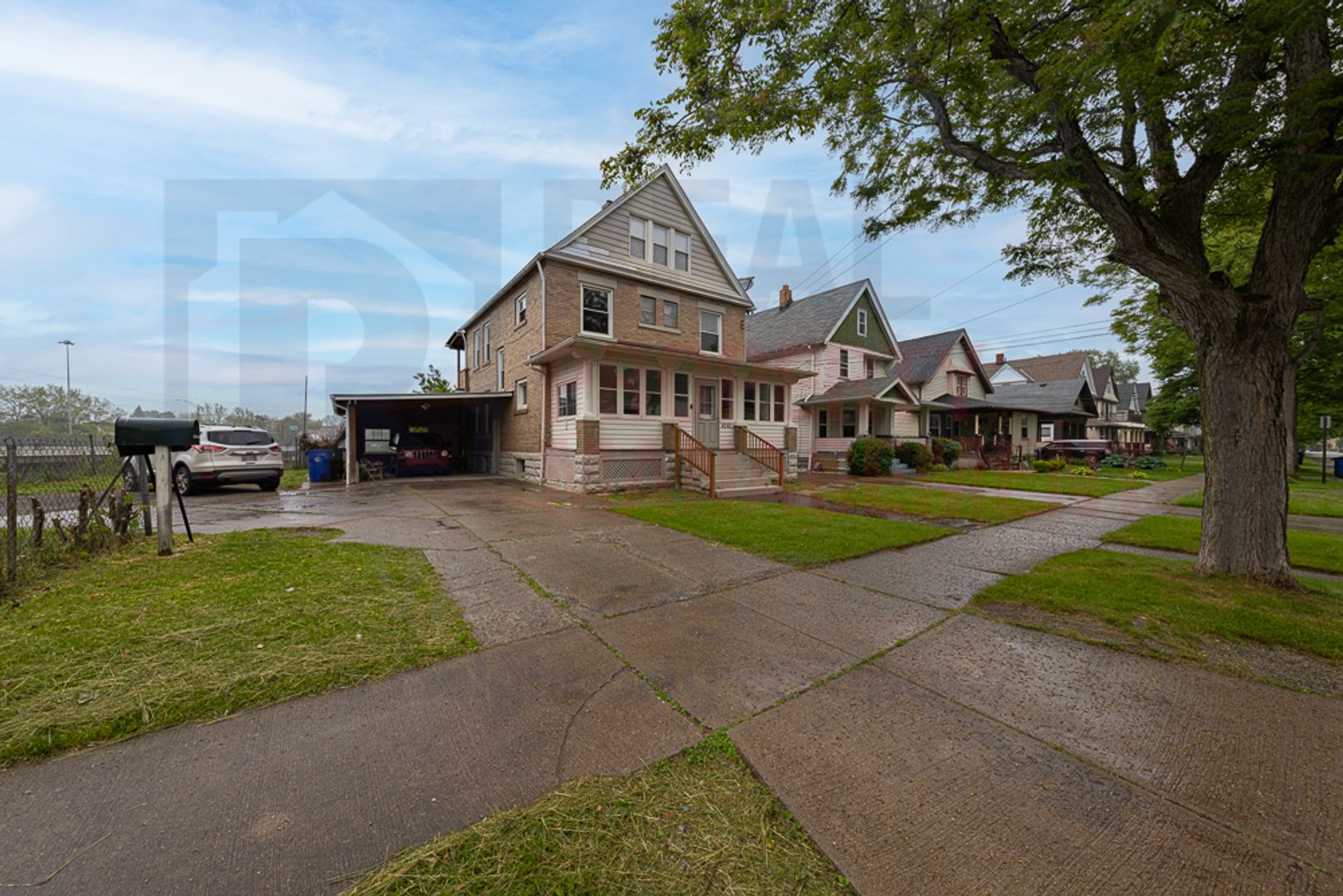 Cleveland Apartment: 4242 Mapledale Ave,