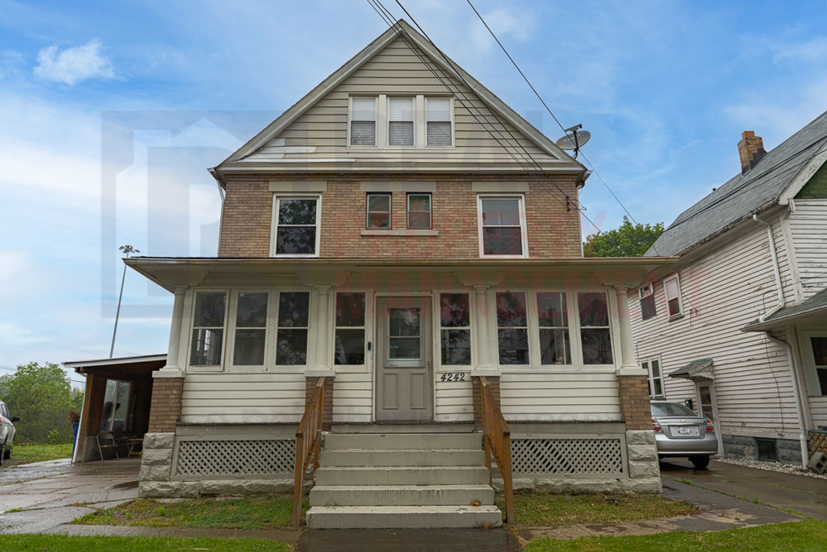 Cleveland Apartment: 4242 Mapledale Ave,