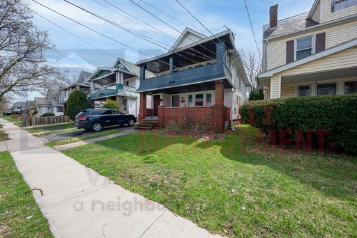 2 Bed 1 Bath Newly Renovated Lower Unit – photo 1
