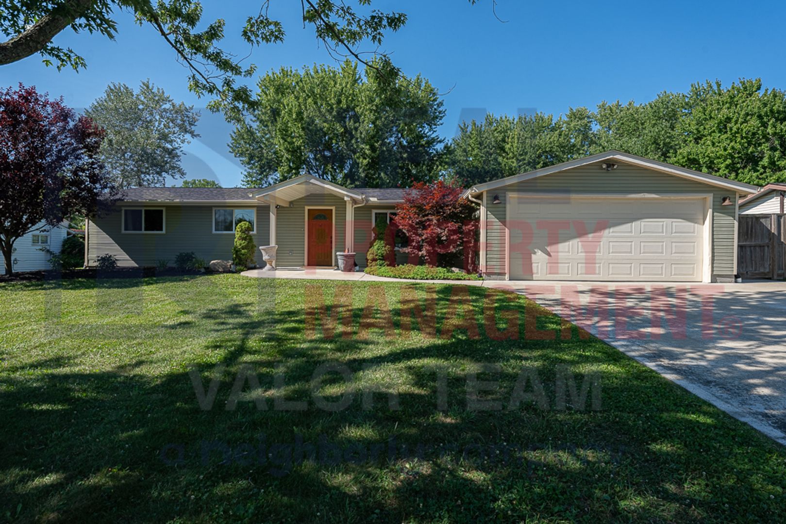 Streetsboro House: 1725 Crock Dr,