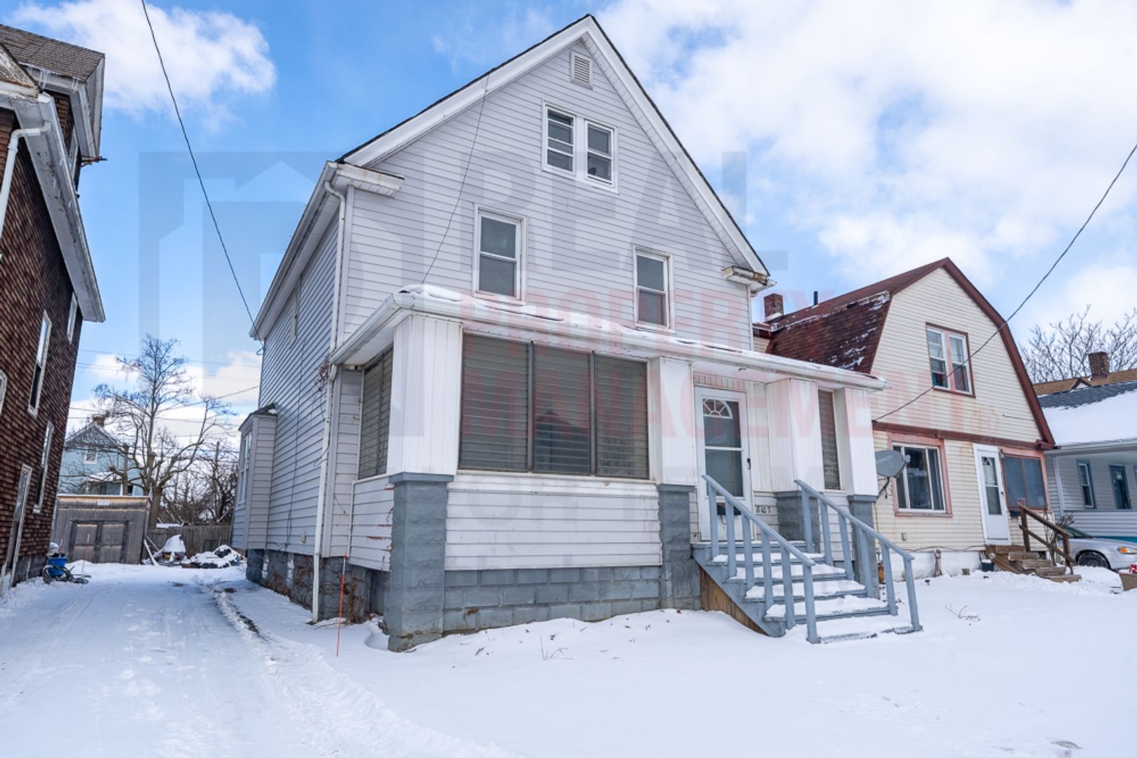 Cleveland House: 8107 Goodman Ave,