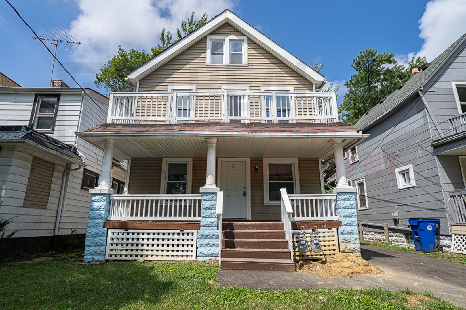 Cleveland Apartment: 2040 W 103rd St,