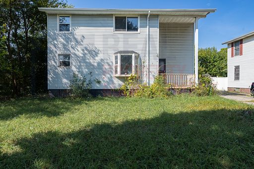 5 bd, 2 ba, 1,548 Sq. Ft. – photo 1