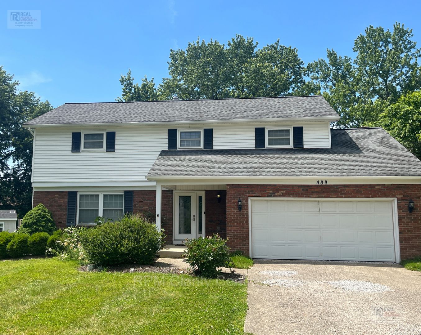 Columbus House: 488 Clark St Rd