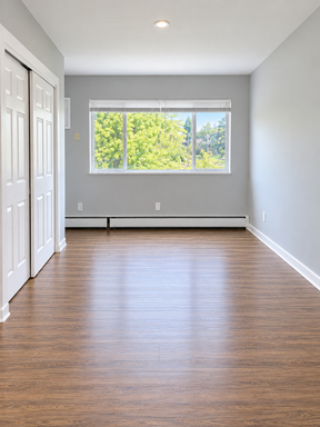 Bright 1 Bedroom Unit – Heat & Water Included | 9481 Reading Road, Unit 10 – photo 1