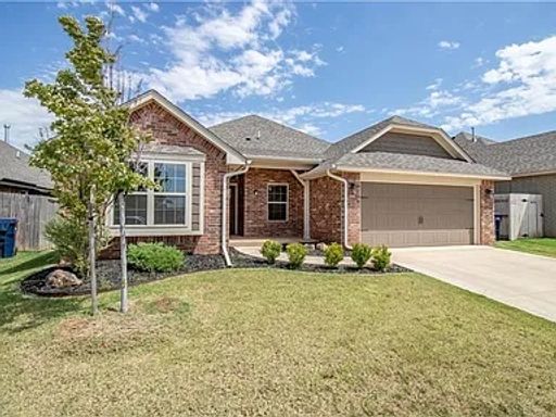 COMING SOON Beautiful 3-Bedroom Home with Upgraded Kitchen in The Grove! – photo 1
