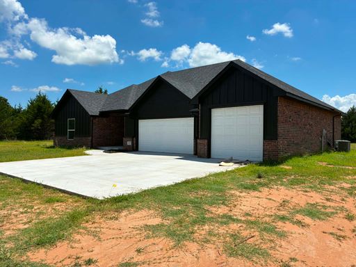 AVAILABLE NOW! Brand new brick single-family home in Chandler, OK