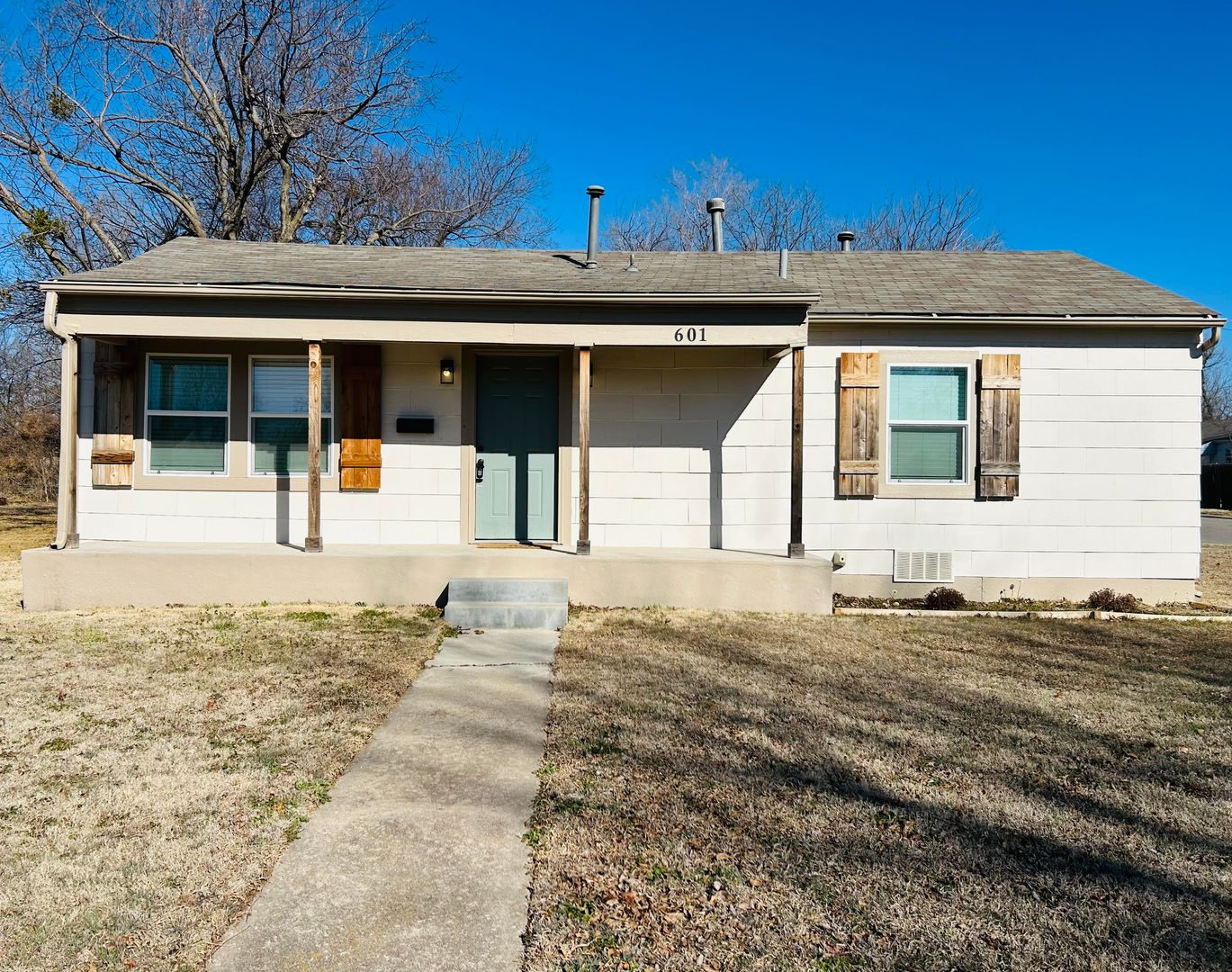 Midwest City House: 601 Foster Pl