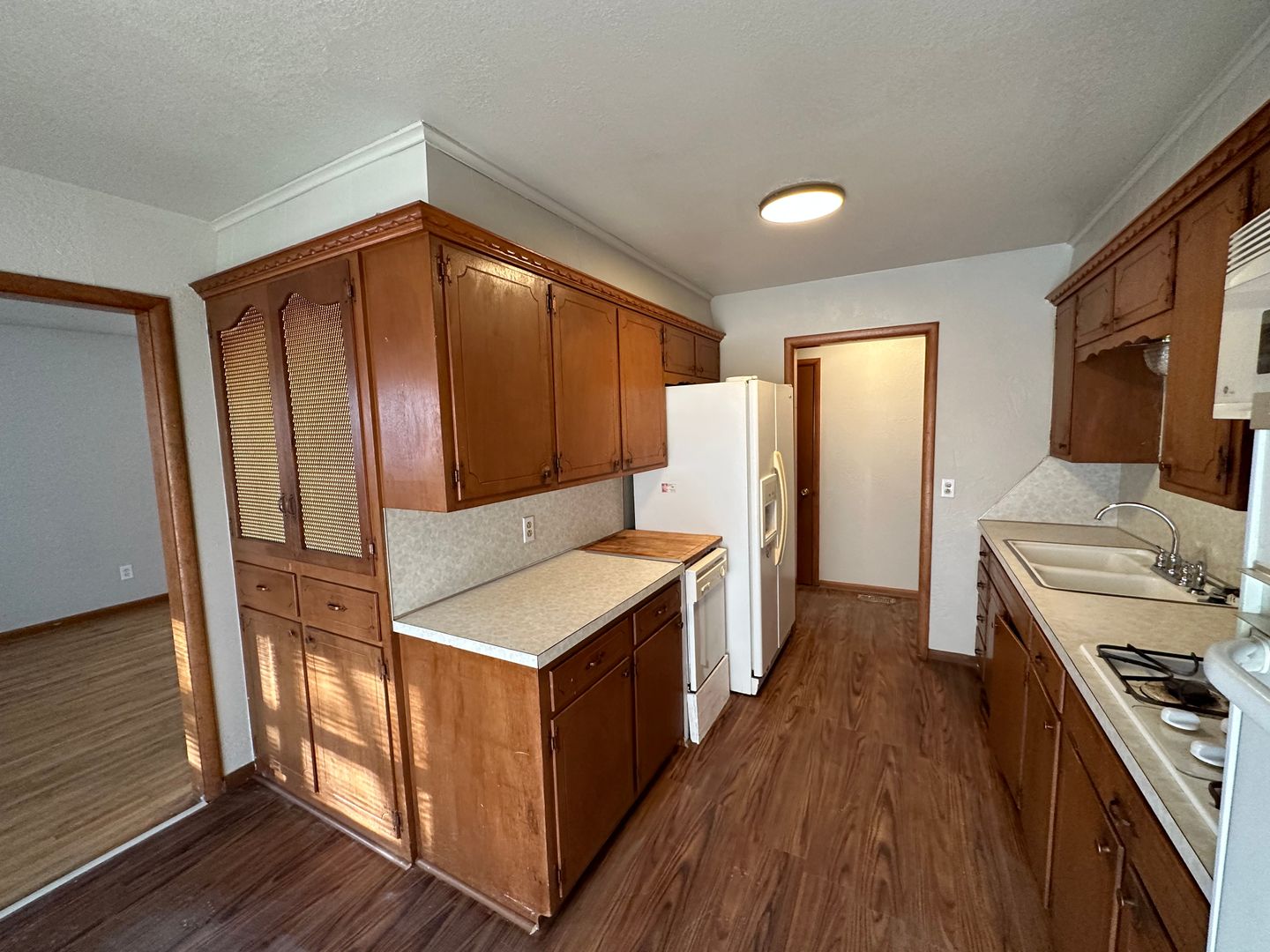 Owasso House: 803 N Elm St