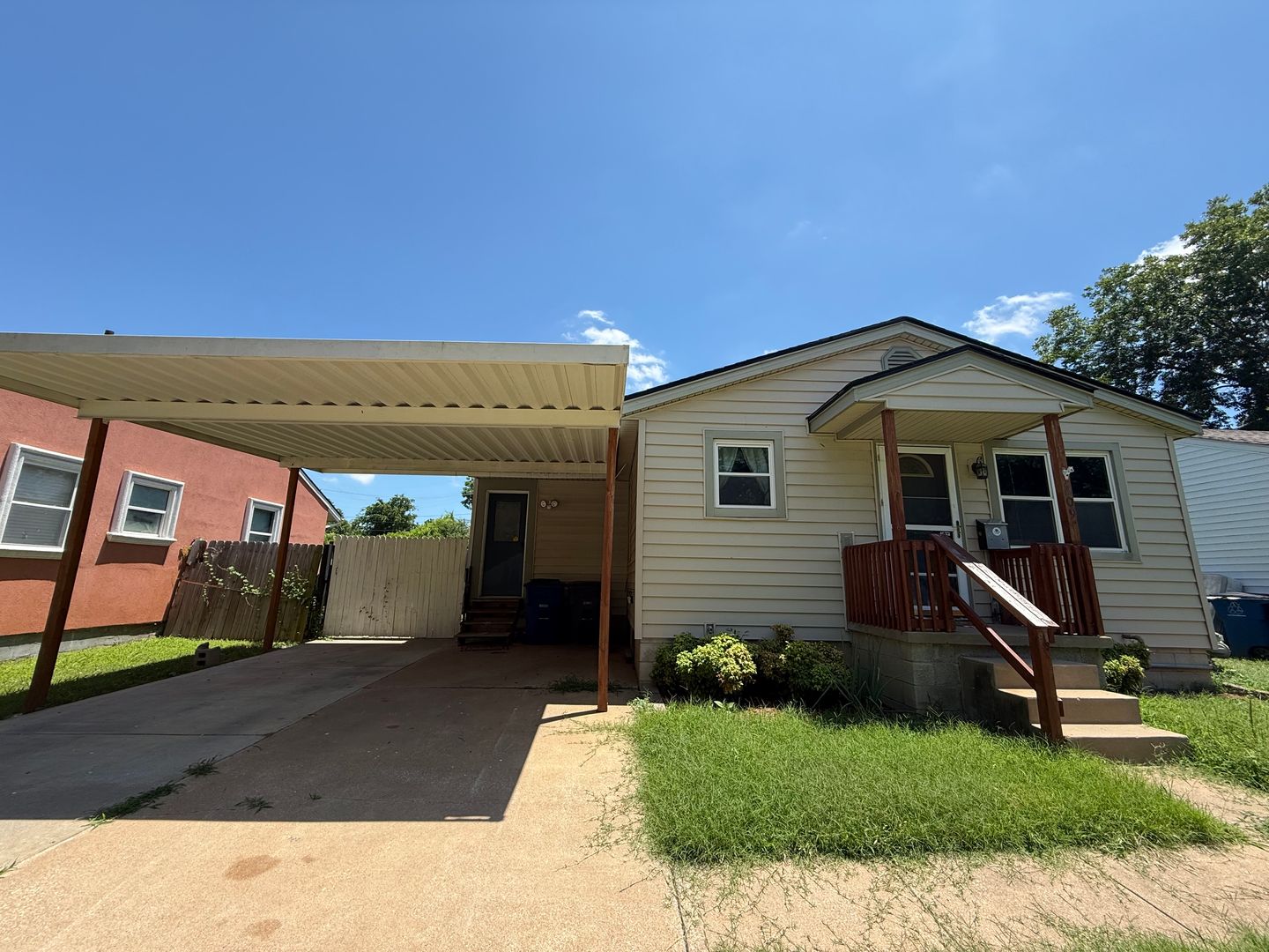 Tulsa House: 209 S Quebec Ave Unit-A