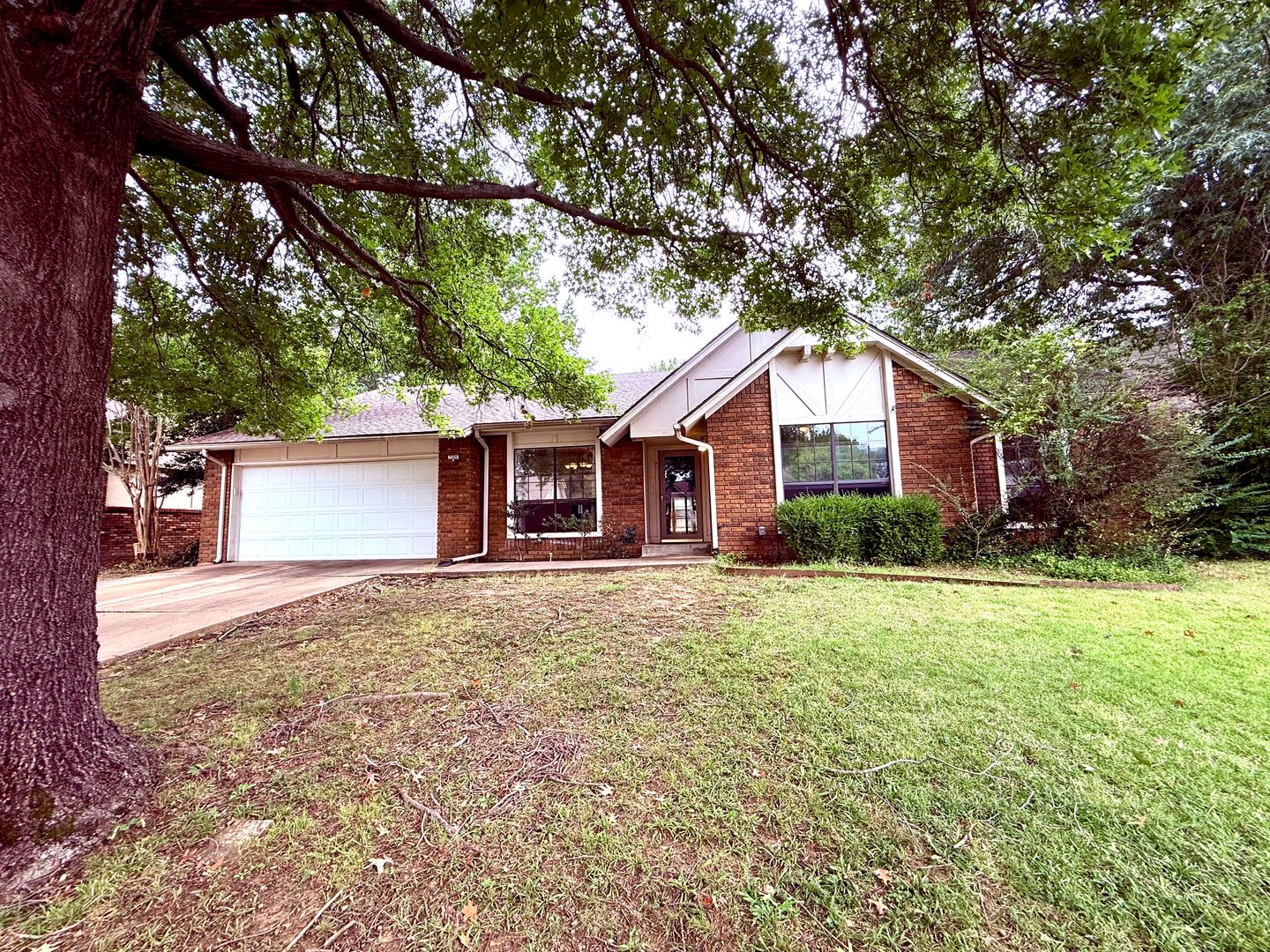 Tulsa House: 7320 E 62nd St