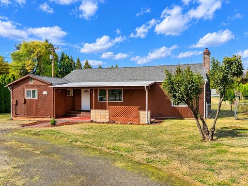 Spacious 3-Bedroom Sherwood Home on Approximately 1/2 Acre with Two-Car Garage – photo 1