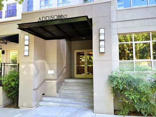 Contemporary 1-Bedroom Condo at The Addison – Balcony, A/C, Parking & Exceptional Storage in NW Portland – photo 1