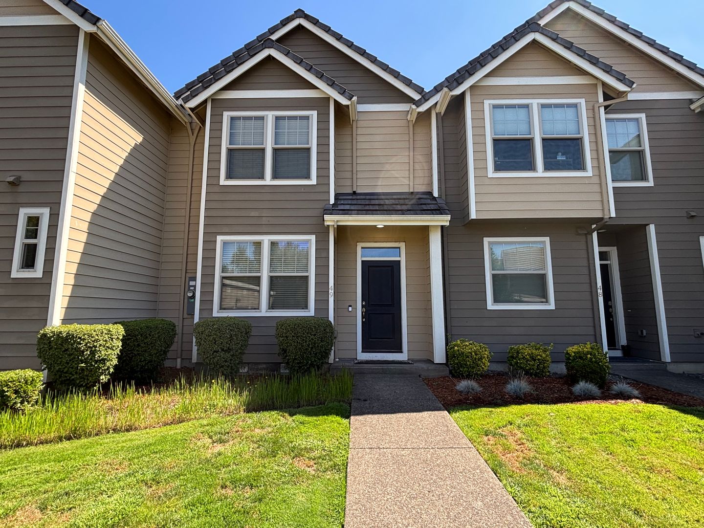 Wilsonville Townhome: 8270 SW Maxine Ln