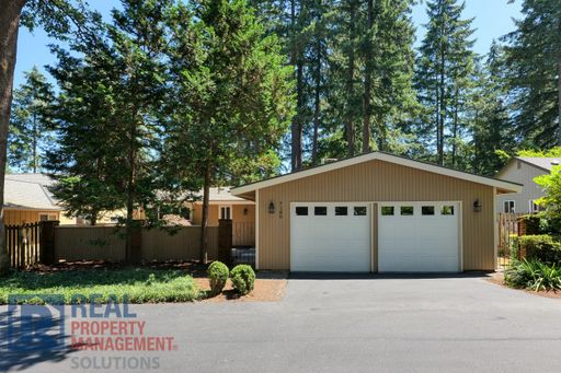 Exquisite Rare Home in Hyland Hills Surrounded By Trees!! – photo 1