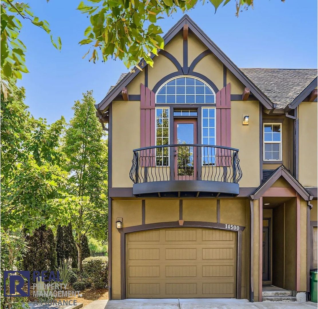 Beaverton Townhome: 14500 SW 6th Street