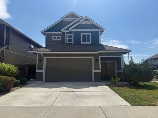 Beautiful Home on Corner Lot with Community Amenities – photo 1