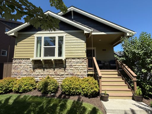 Fully Furnished Retreat Close to Old Mill District – photo 1