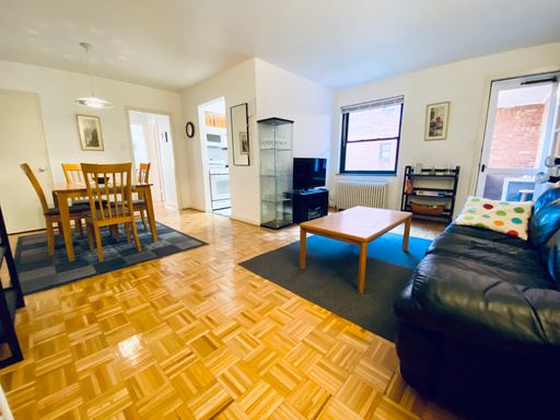 Furnished 1 Bed/1 Bath in Shadyside! Just pay Electric! – photo 1